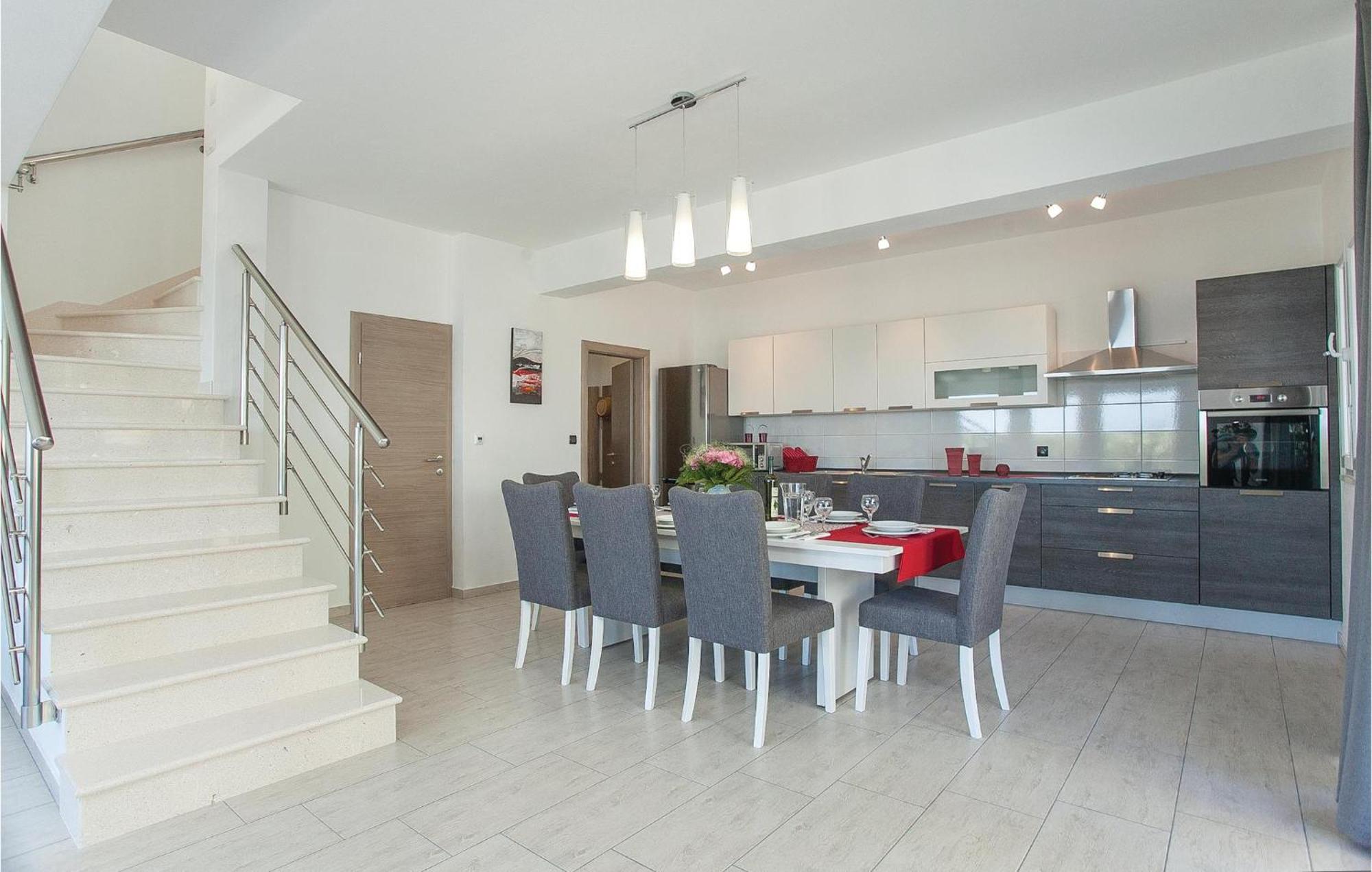 Awesome Home In Prigradica With Wifi Exterior photo